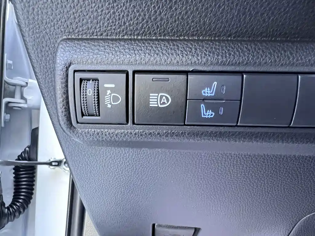 Toyota Corolla — миниатюра 9