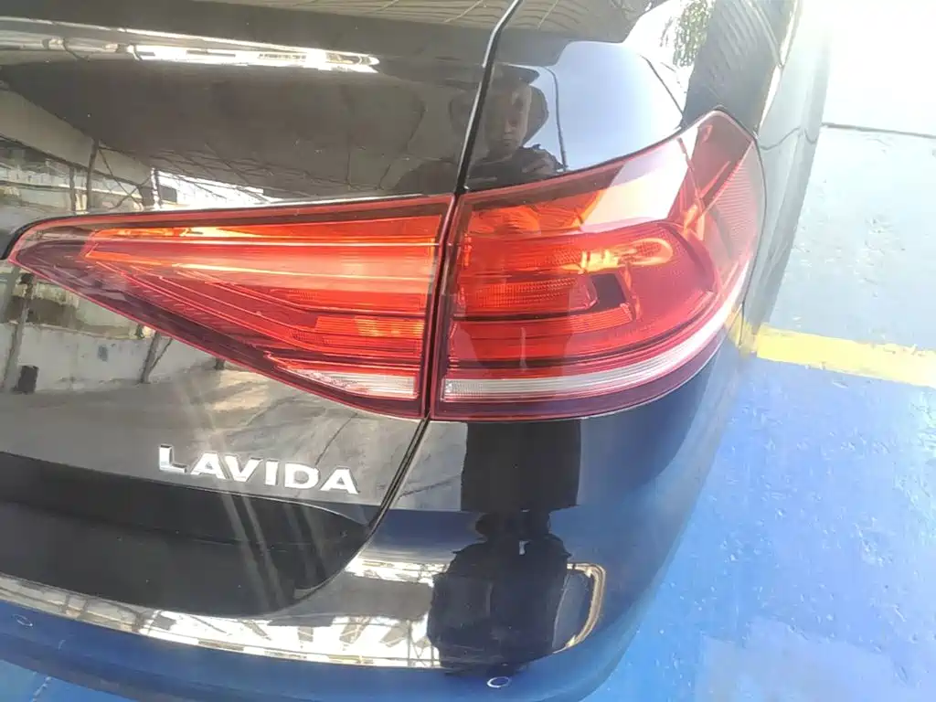 Volkswagen Lavida — миниатюра 8