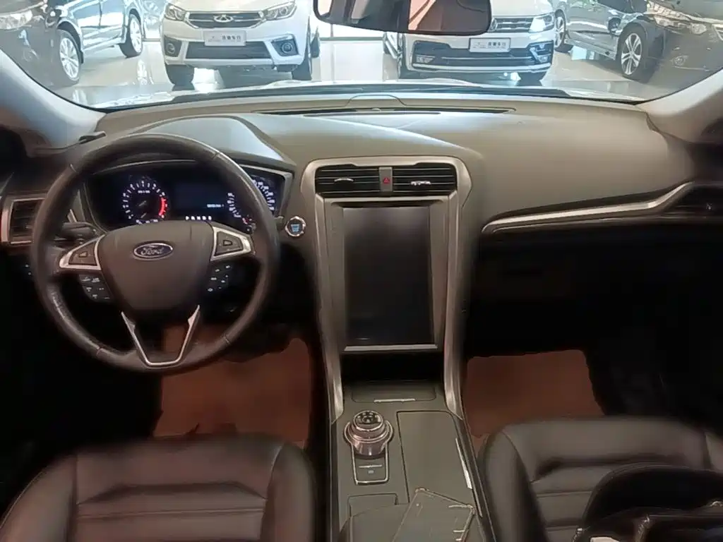 Ford Mondeo — миниатюра 10