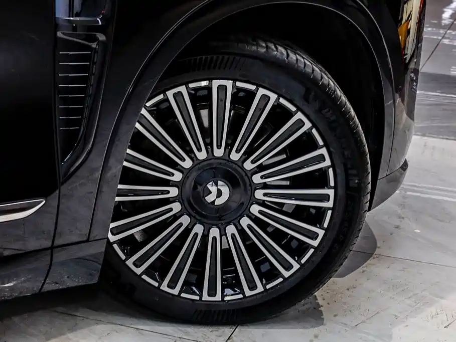 NIO ES8 — миниатюра 23