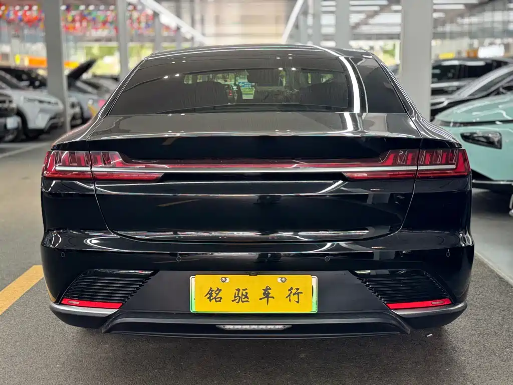 BYD Han — миниатюра 5
