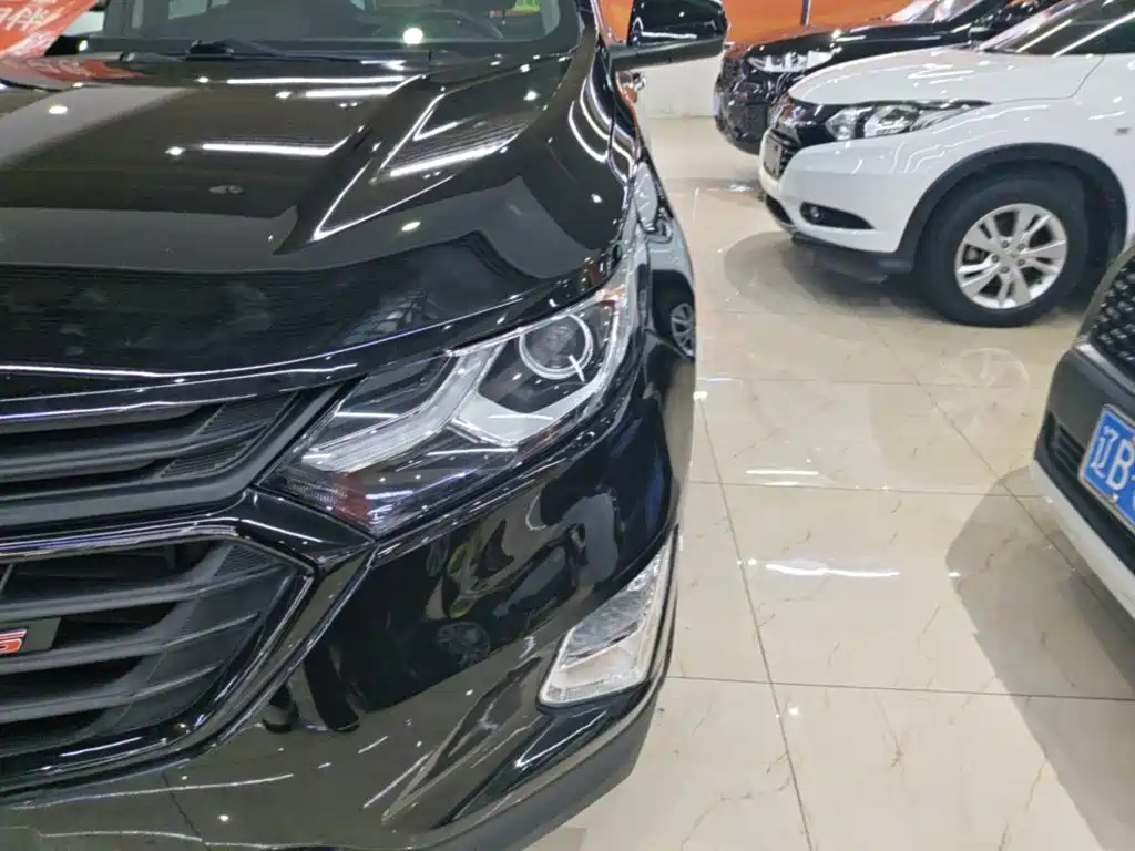 Chevrolet Equinox — миниатюра 24