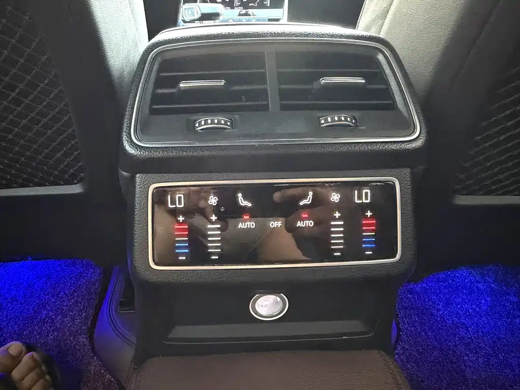 Audi A6L — миниатюра 7