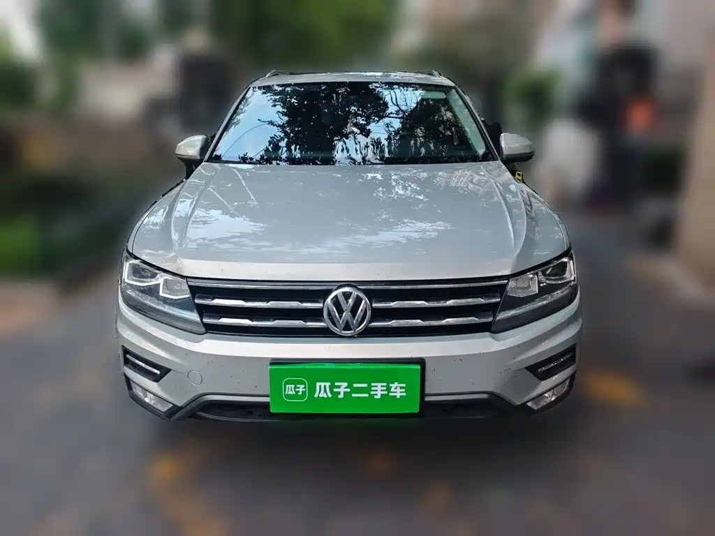 Volkswagen Tiguan L — миниатюра 2