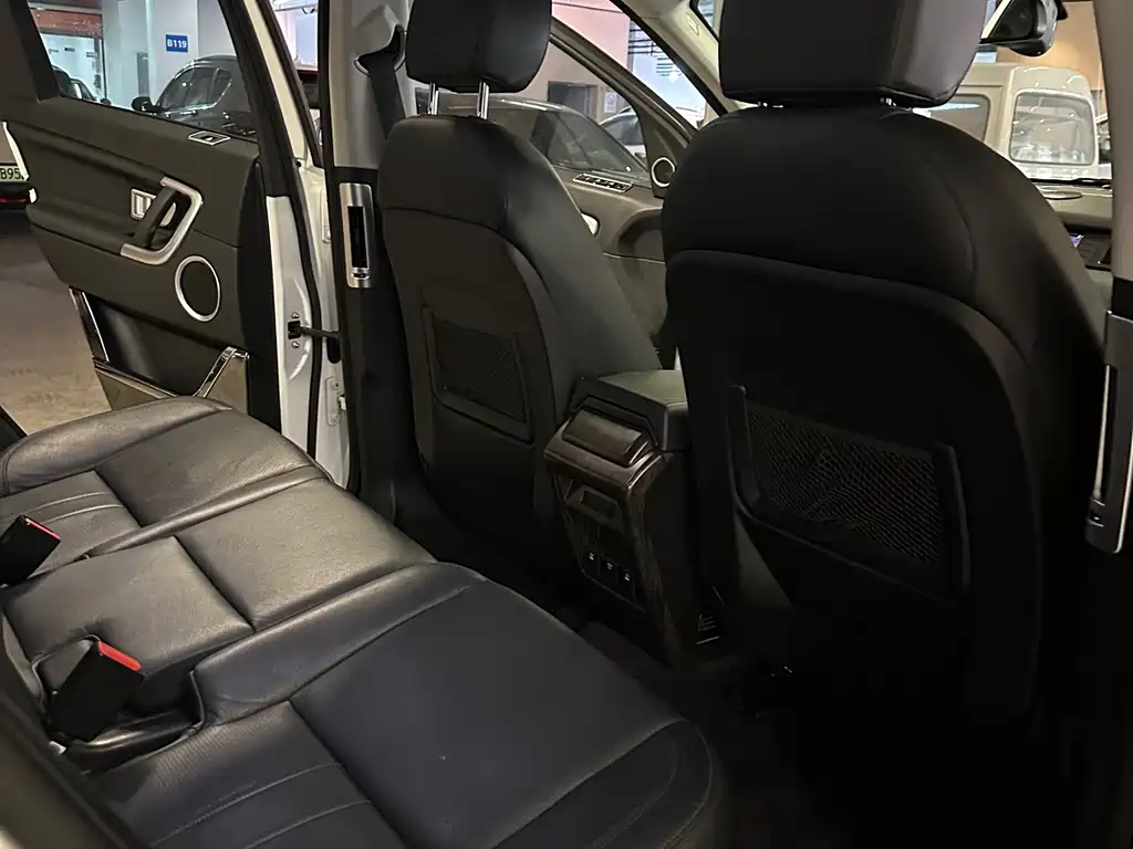 Land Rover Discovery Sport — миниатюра 10