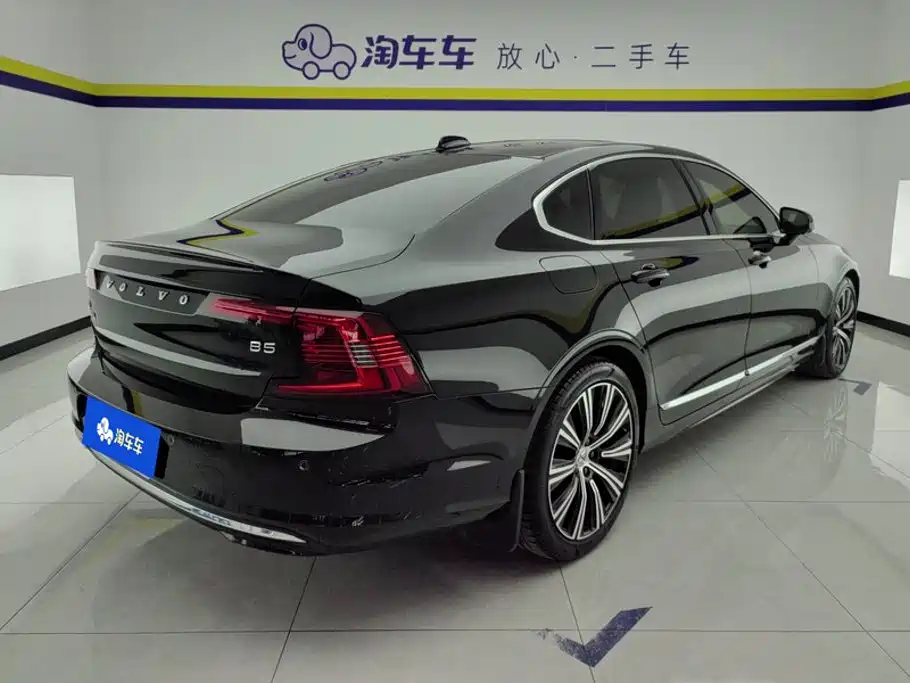 Volvo S90 — миниатюра 3