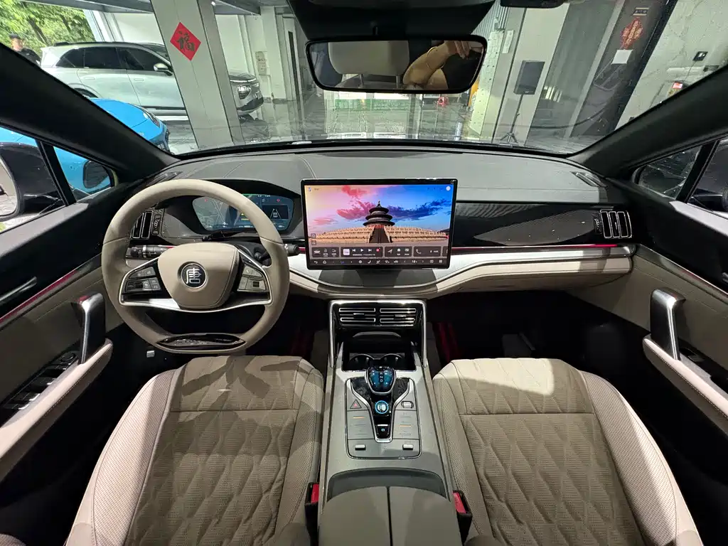 BYD Tang New Energy — миниатюра 21