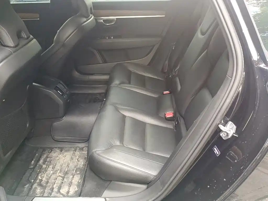 Volvo S90 — миниатюра 17