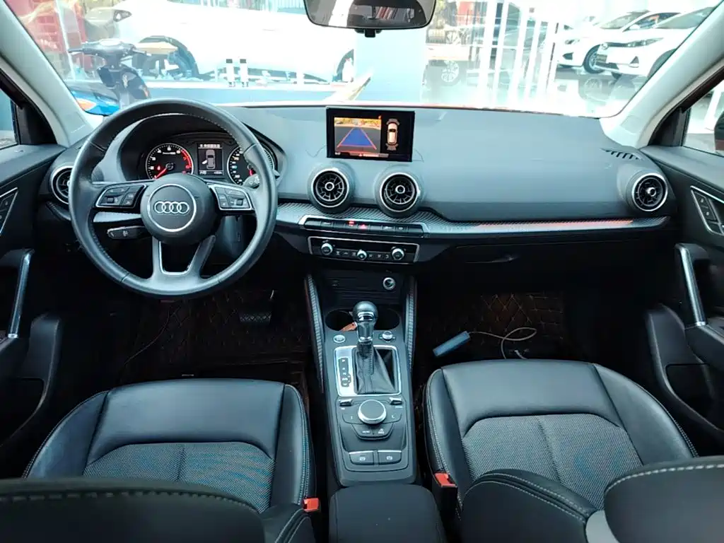 Audi Q2L — миниатюра 10