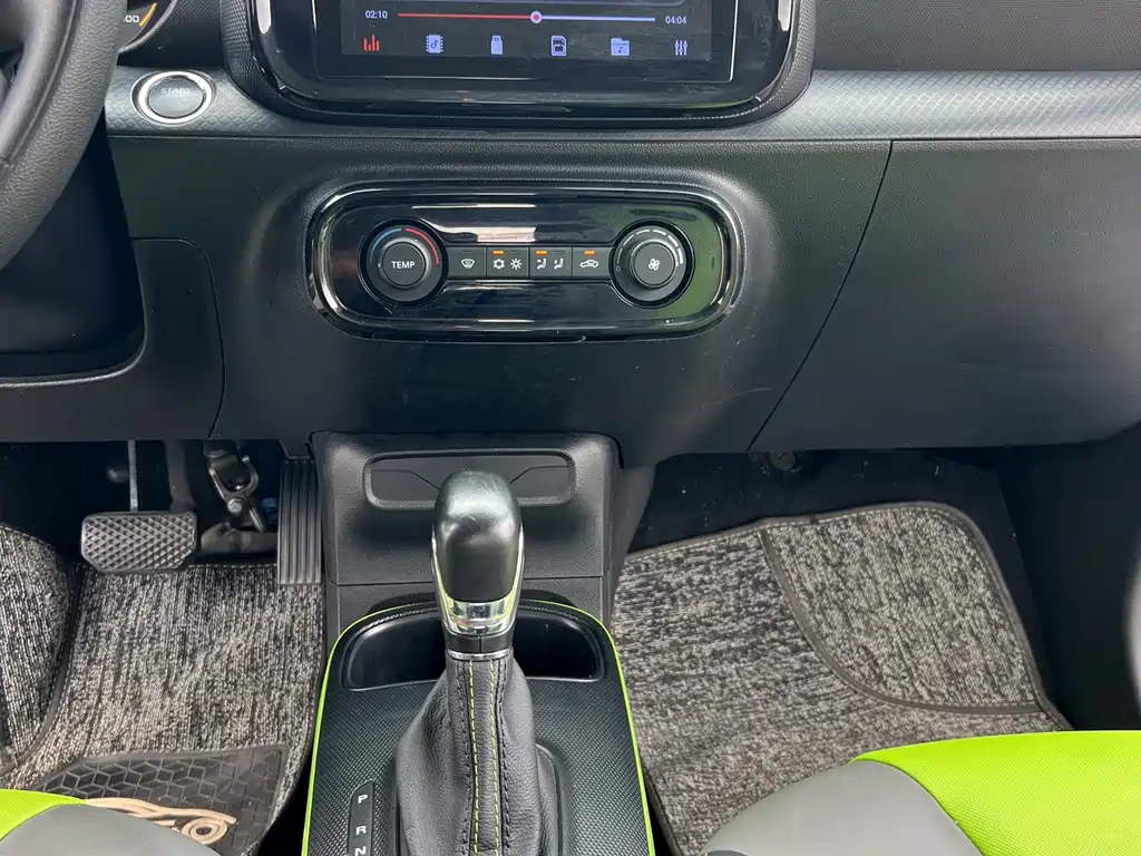 Roewe Clever — миниатюра 14