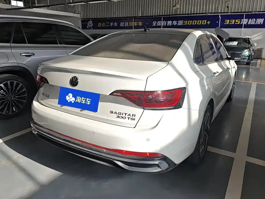 Volkswagen Sagitar — миниатюра 3