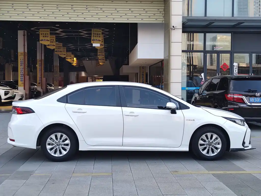 Toyota Corolla — миниатюра 4