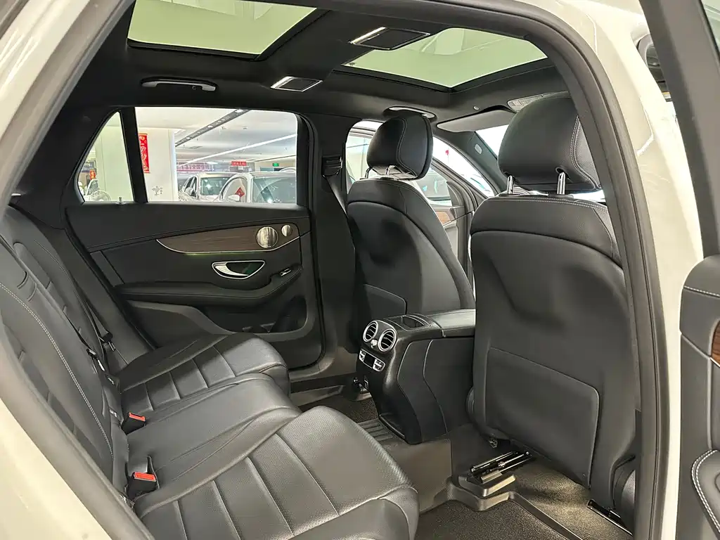 Mercedes-Benz GLC — миниатюра 16