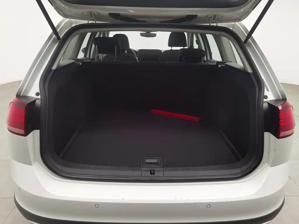 Volkswagen Golf (Import) — миниатюра 16
