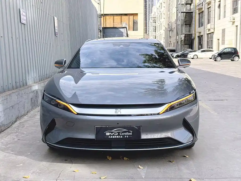 BYD Han — миниатюра 2