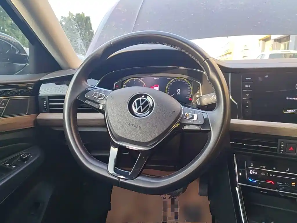 Volkswagen Passat — миниатюра 11