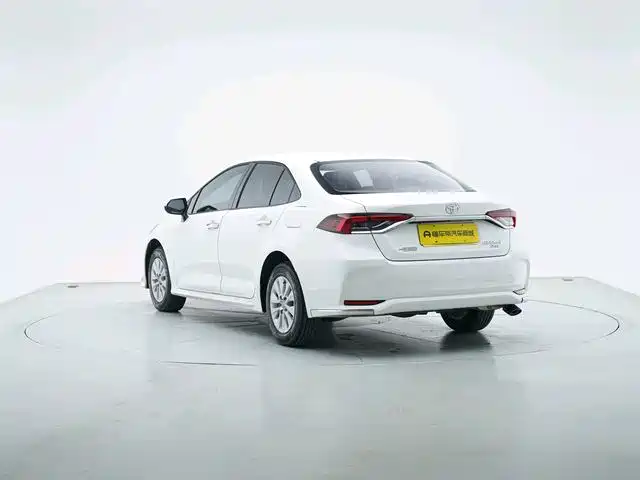 Toyota Corolla — миниатюра 5