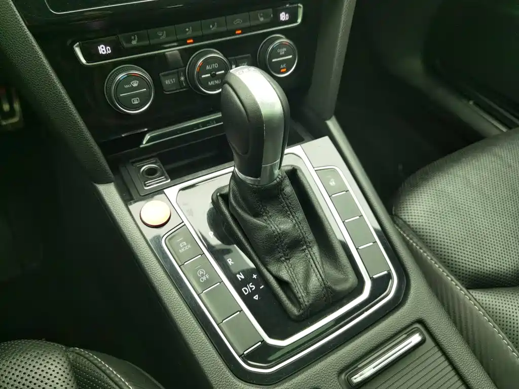 Volkswagen CC — миниатюра 13