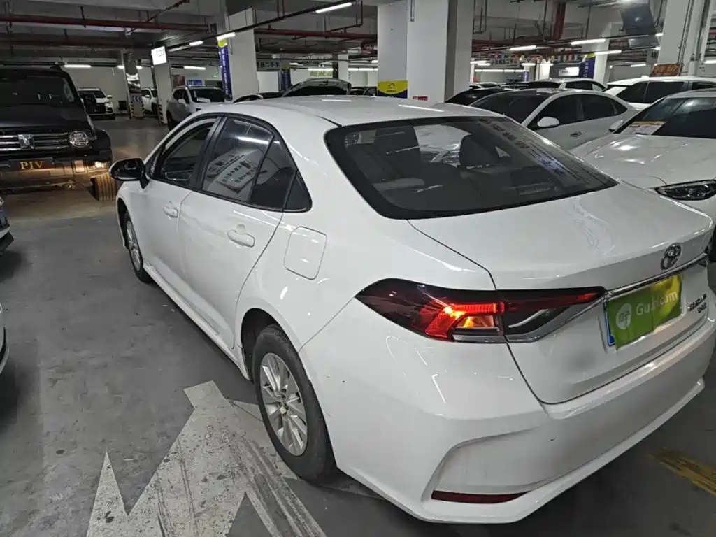 Toyota Corolla — миниатюра 5
