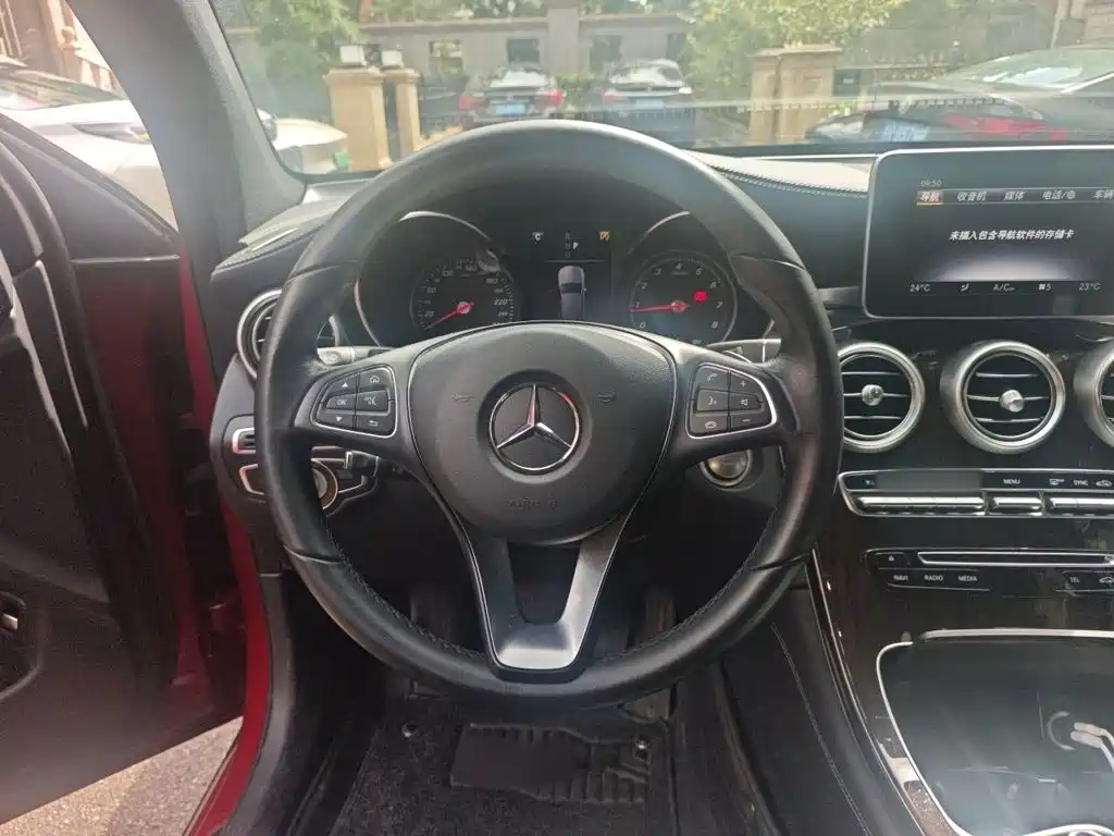 Mercedes-Benz GLC — миниатюра 3