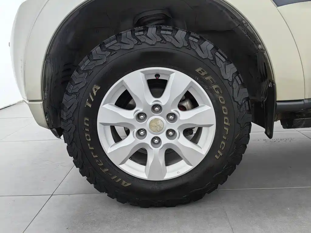 Mitsubishi Pajero (Import) — миниатюра 17