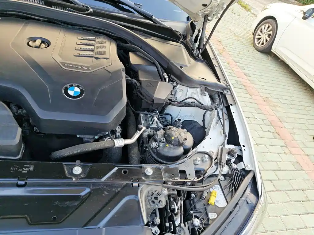 BMW 3 Series — миниатюра 20