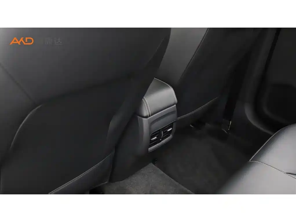Roewe i6 New Energy — миниатюра 9