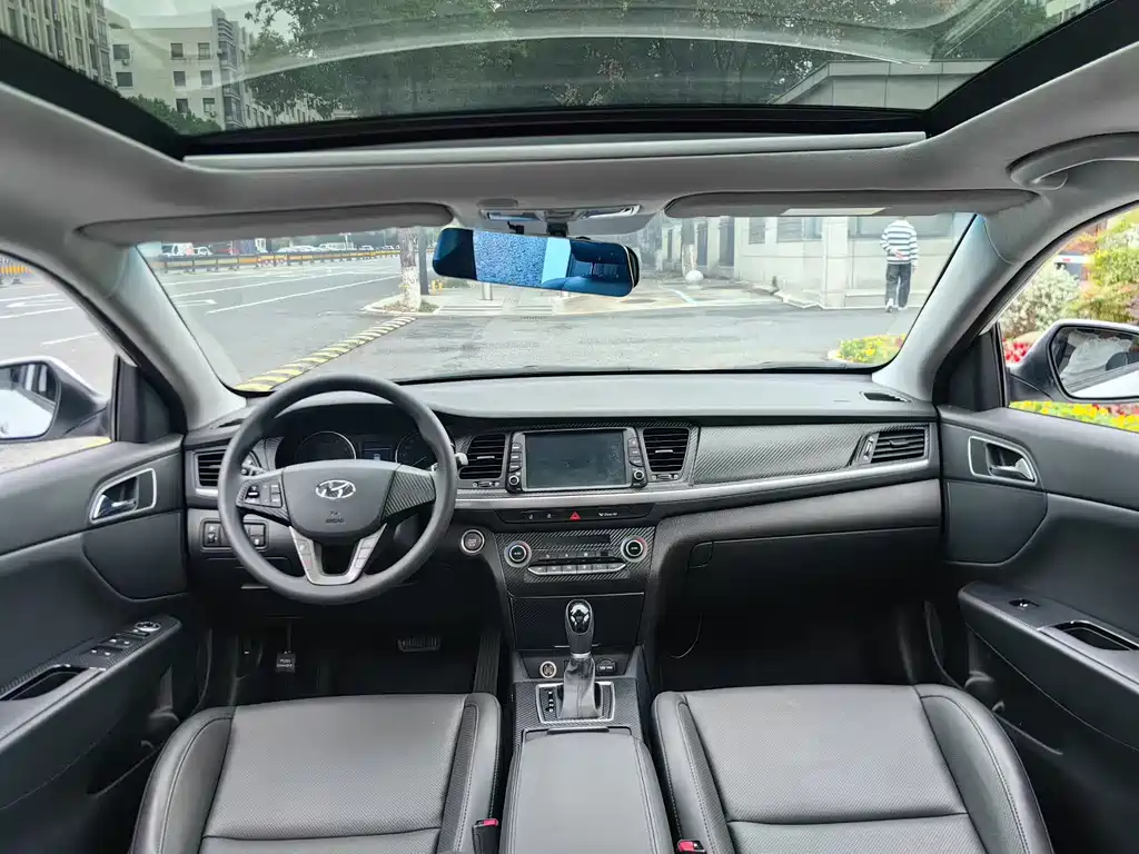 Hyundai Mistra — миниатюра 5