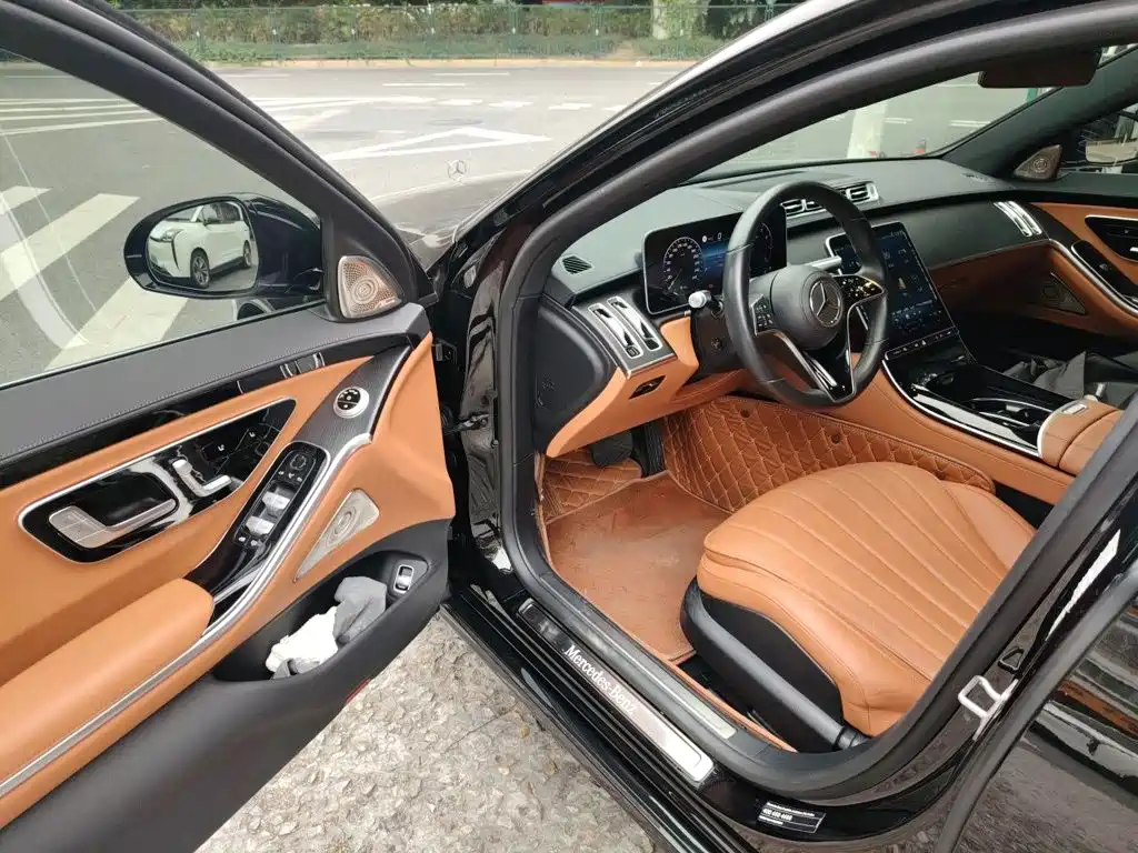 Mercedes-Benz S-Class — миниатюра 14