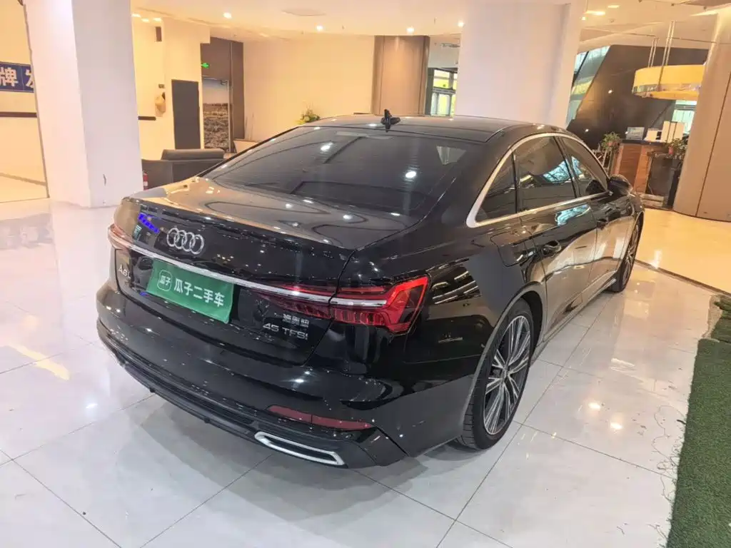 Audi A6L — миниатюра 7