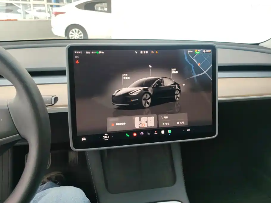 Tesla Model 3 — миниатюра 13