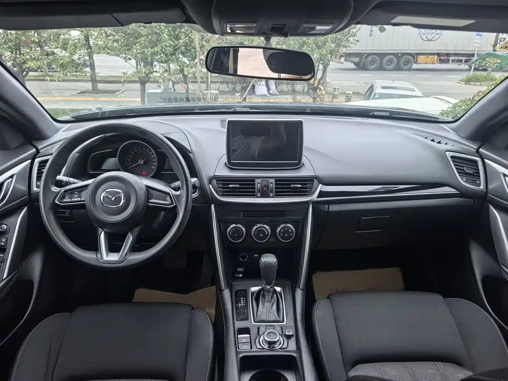 Mazda CX-4 — миниатюра 8