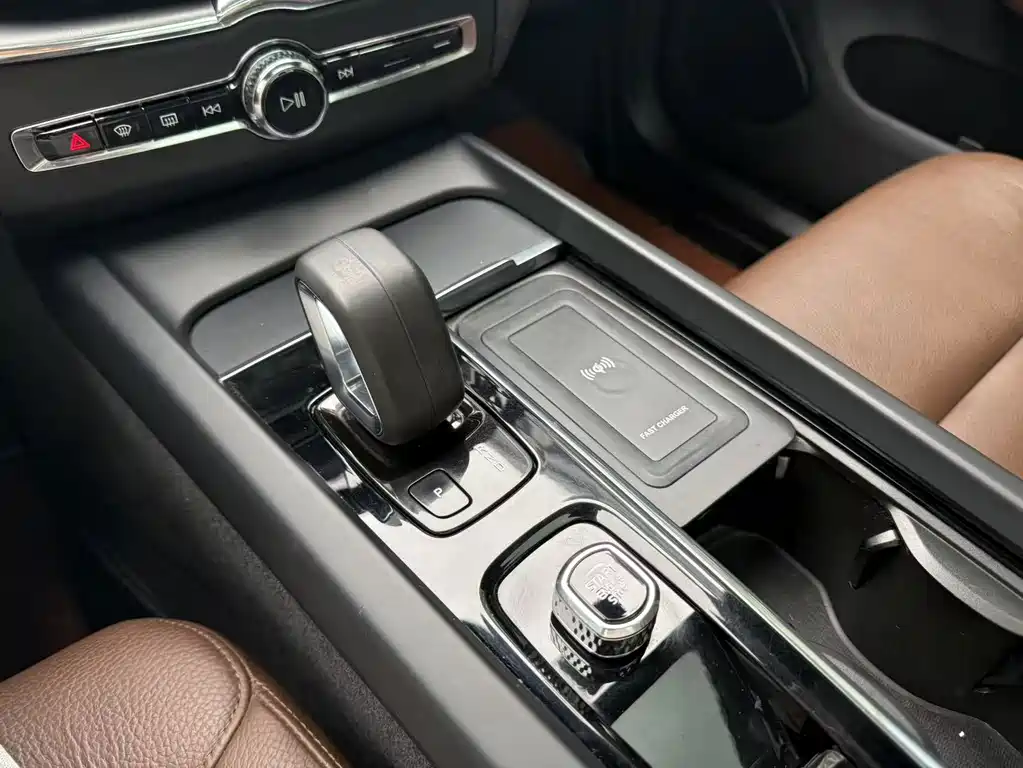 Volvo XC60 — миниатюра 17