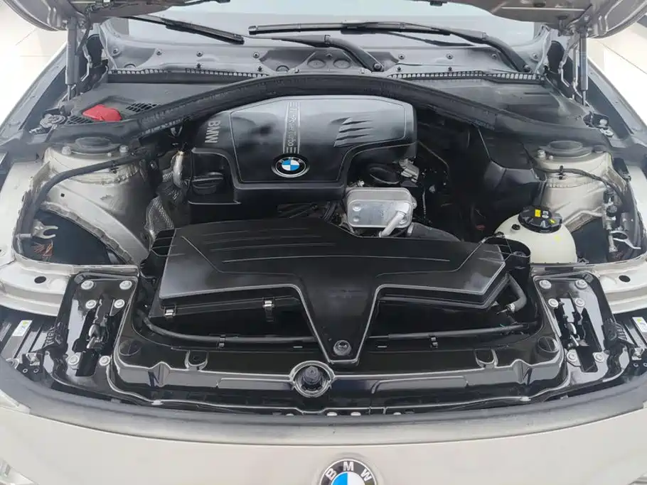 BMW 3 Series — миниатюра 10