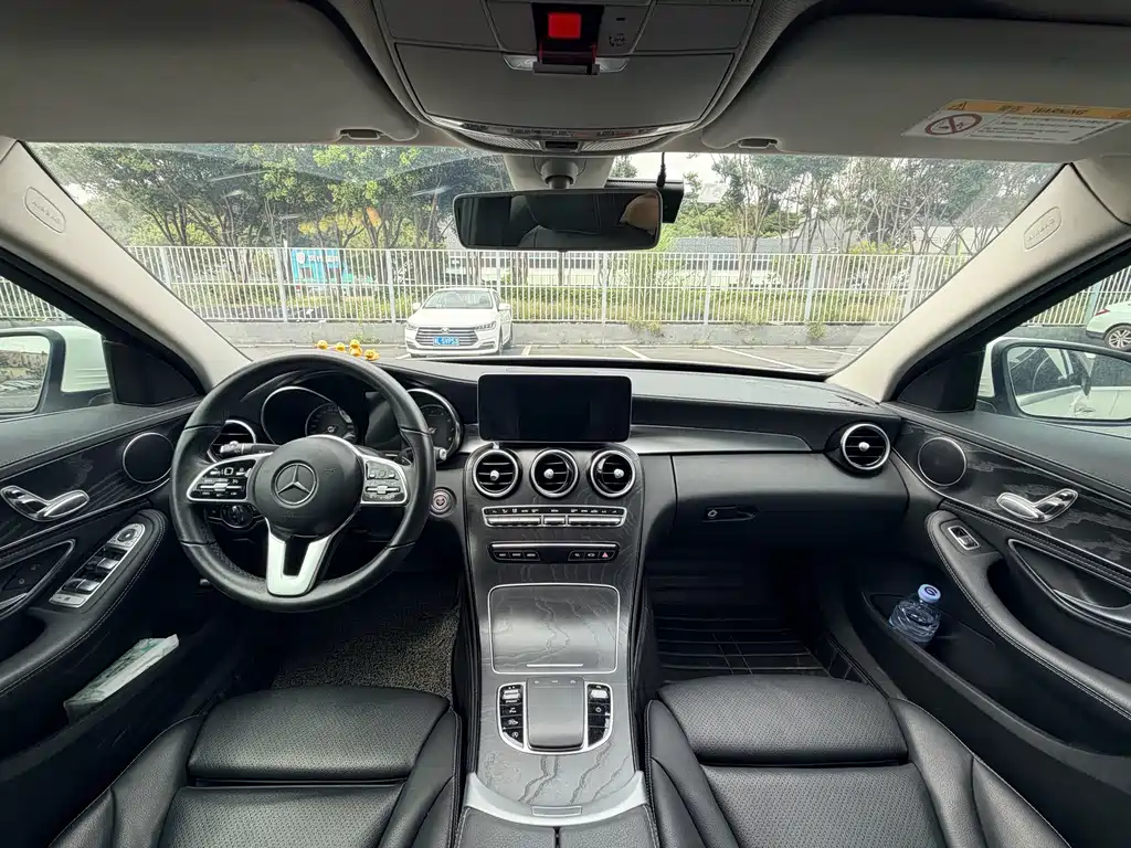 Mercedes-Benz C-Class — миниатюра 14