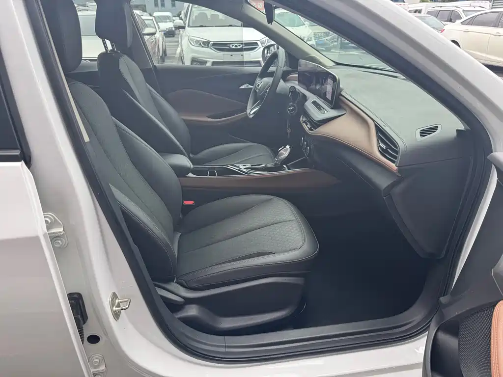 Buick Verano — миниатюра 16