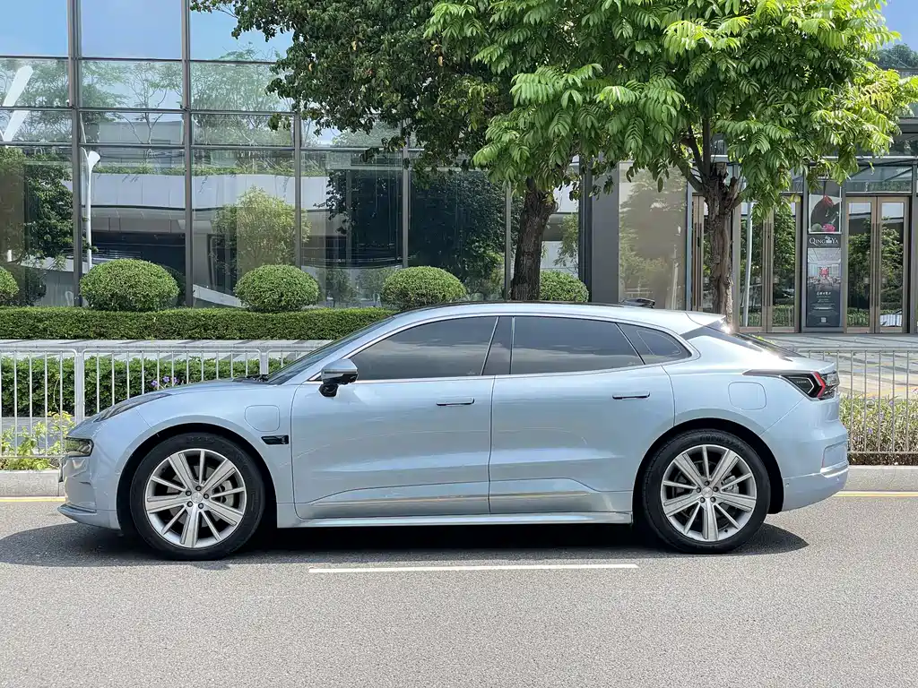 ZEEKR EXTREME KRYPTON 001