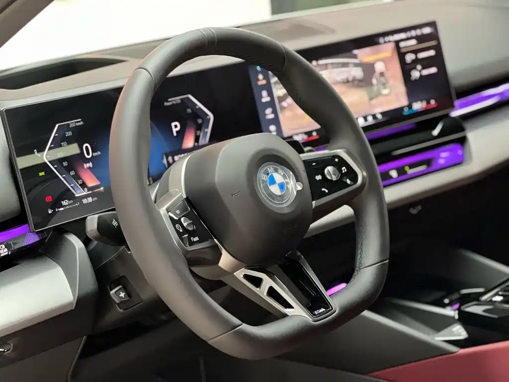 BMW 5 Series — миниатюра 7