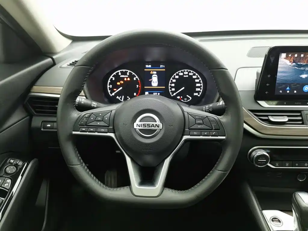 Nissan Teana — миниатюра 11
