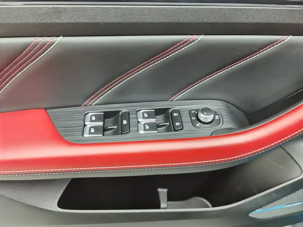 Geely Emgrand S — миниатюра 9