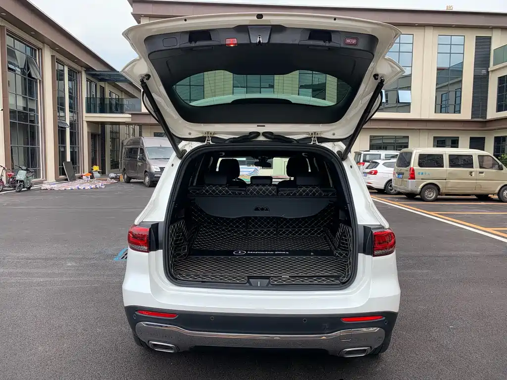Mercedes-Benz GLB — миниатюра 7