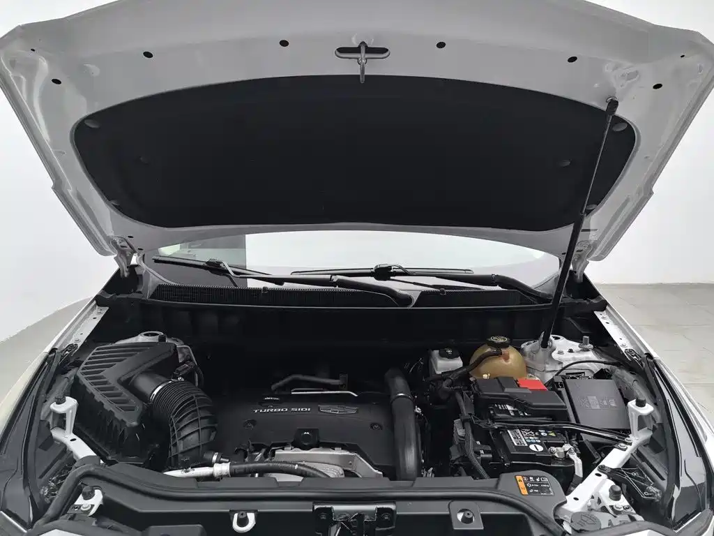 Cadillac XT5 — миниатюра 6
