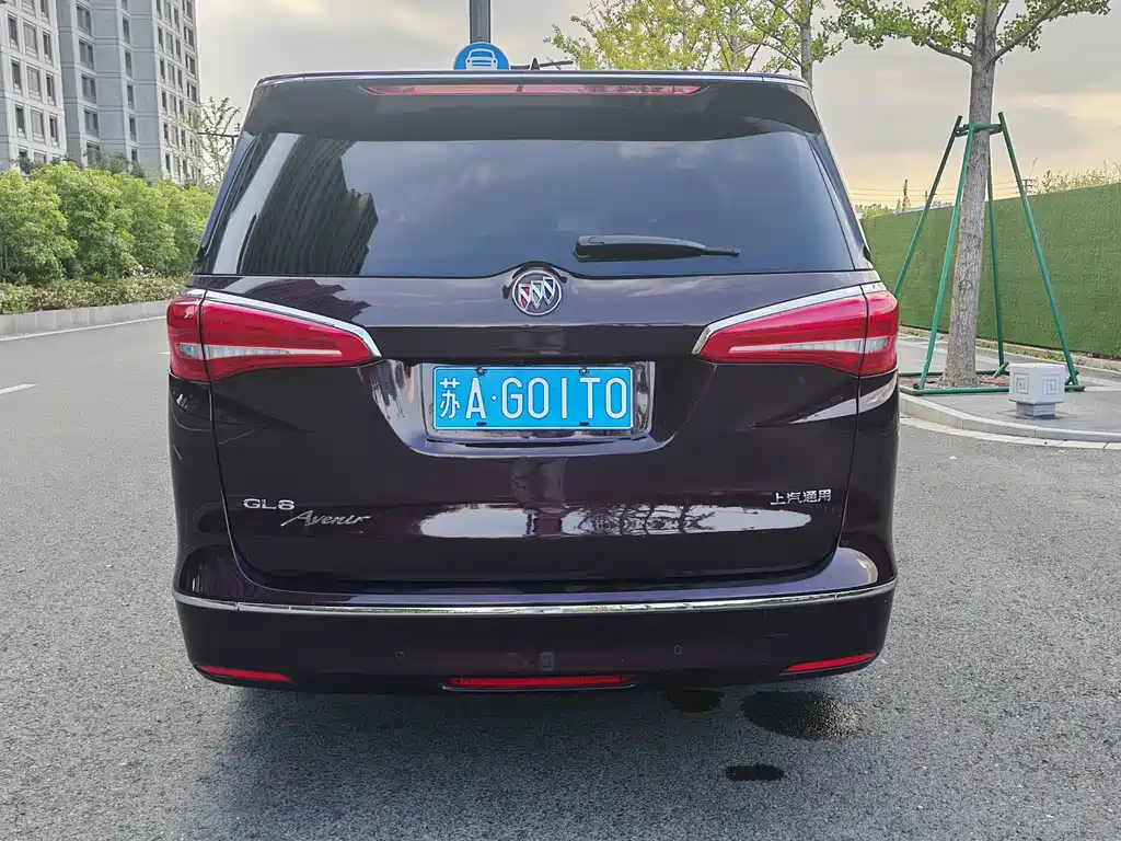 Buick GL8 — миниатюра 4