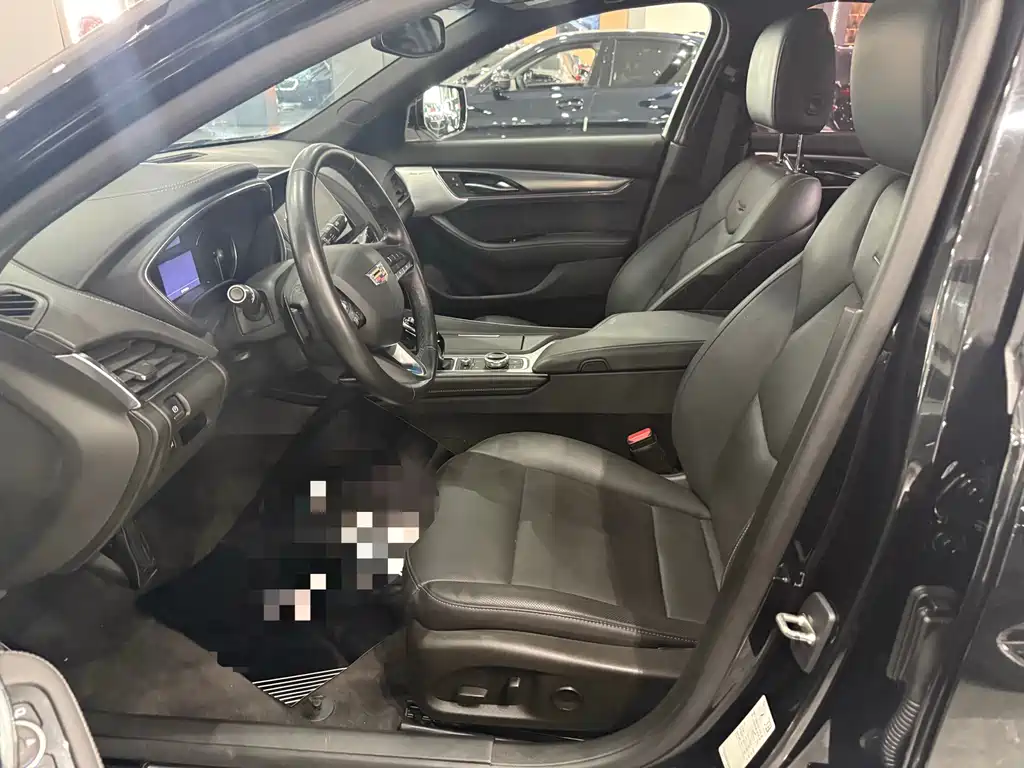 Cadillac CT5 — миниатюра 4