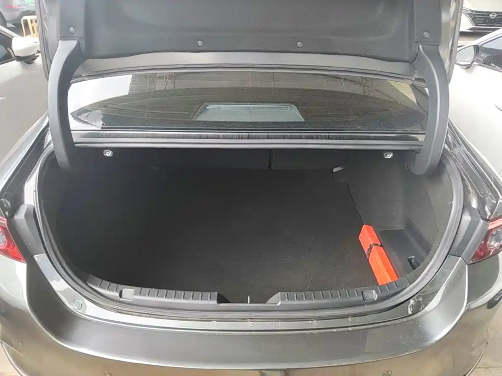 Mazda 3 Axela — миниатюра 19