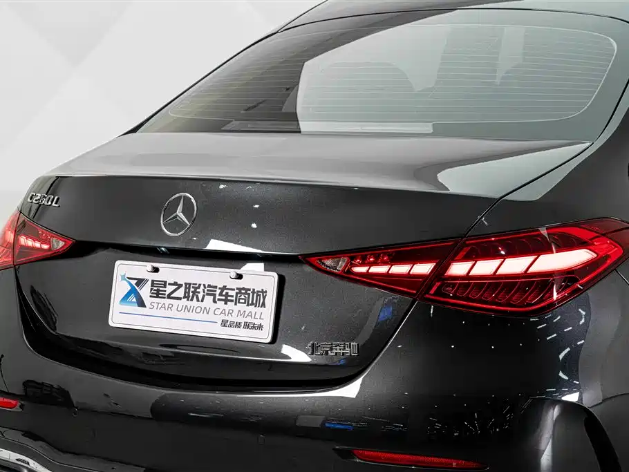 Mercedes-Benz C-Class — миниатюра 8