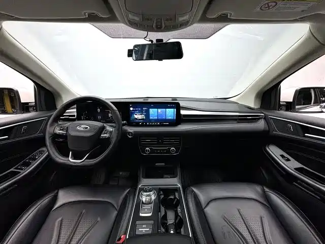 Ford Edge — миниатюра 4