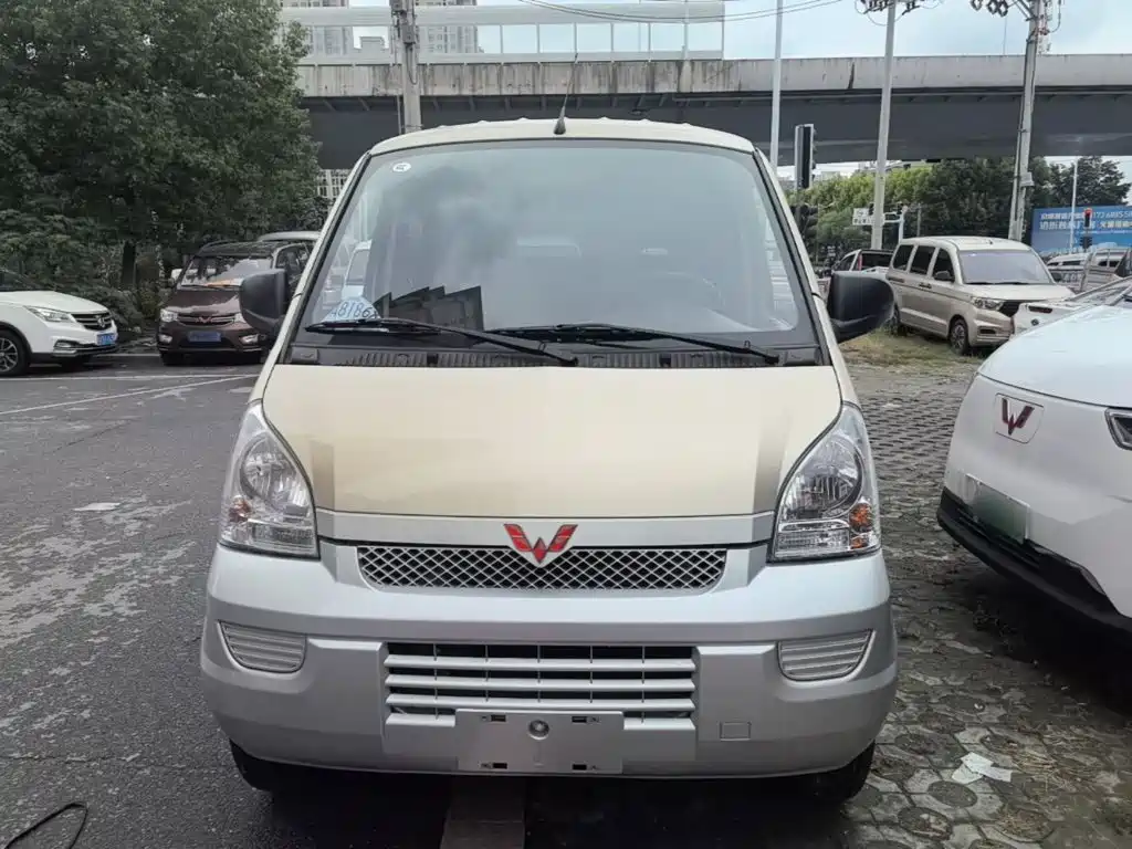 Wuling Rongguang — миниатюра 3