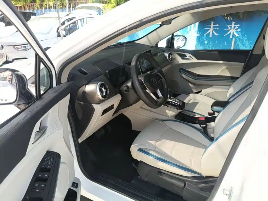 BYD Yuan Pro — миниатюра 16