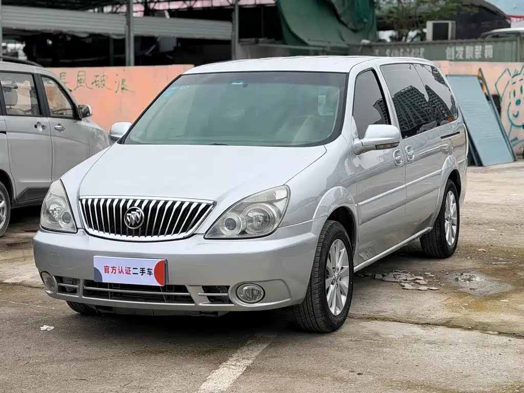 Buick GL8 2012